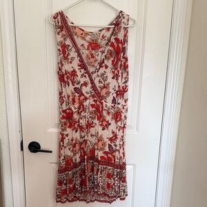 Aravon Floral Patterned Top